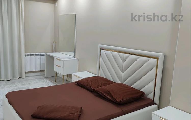 2-комнатная квартира · 100 м² · 5/12 этаж, мкр Нурсат 2 29/2 — Шаяхметова Арғынбекова за 25 000 ₸ в Шымкенте, Каратауский р-н — фото 2