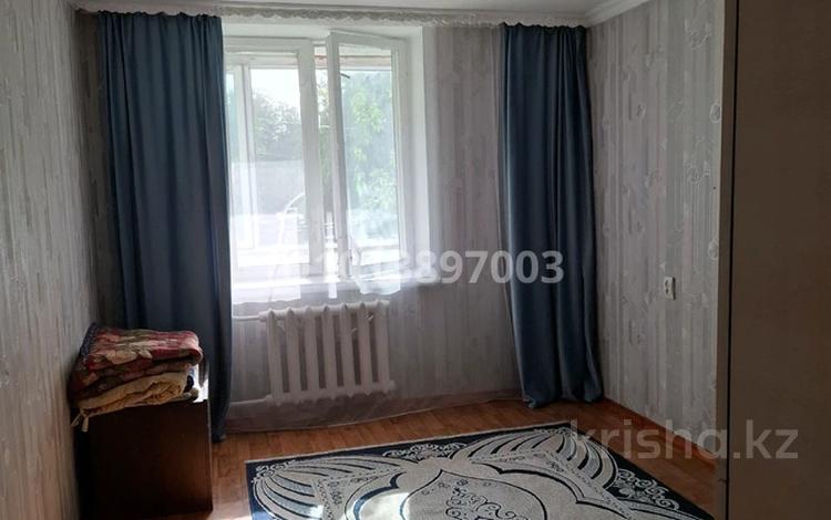 2-бөлмелі пәтер · 40 м² · 2/4 қабат, мкр Таугуль-1 1/3 — Навой, бағасы: 200 000 ₸ в Алматы, Ауэзовский р-н — фото 2