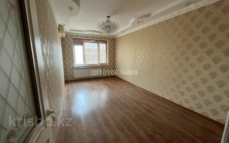 4-бөлмелі пәтер · 88 м² · 3/5 қабат, 27-ш/а. 13, бағасы: 24 млн ₸ в Актау, 27-й мкр — фото 2
