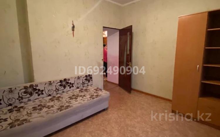 2-бөлмелі пәтер, 55 м², 4/5 қабат, Аса мкр 25А — Шостаковича, бағасы: 15.5 млн 〒 в Таразе — фото 2