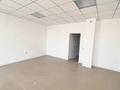 Свободное назначение, офисы, магазины и бутики, склады, салоны красоты · 30 м² за 165 000 ₸ в Атырау, мкр Центральный — фото 5