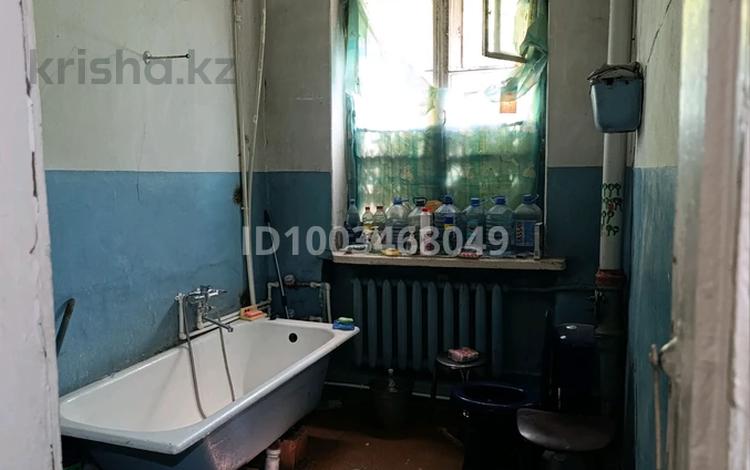 3-бөлмелі пәтер · 74 м² · 1/3 қабат, мкр Новый Город, Жамбыла 3 — Абая, бағасы: 16.5 млн ₸ в Караганде, Казыбек би р-н — фото 2