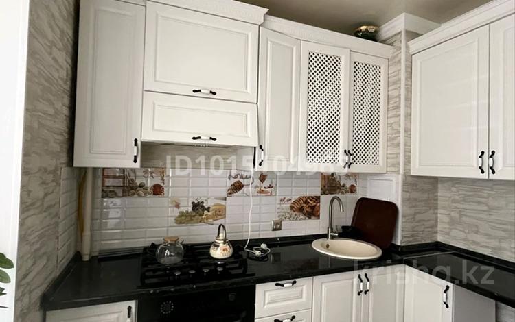 2-бөлмелі пәтер · 58 м² · 2 қабат, 20-ш/а. 36, бағасы: 18 млн ₸ в Актау, 20-й мкр — фото 2