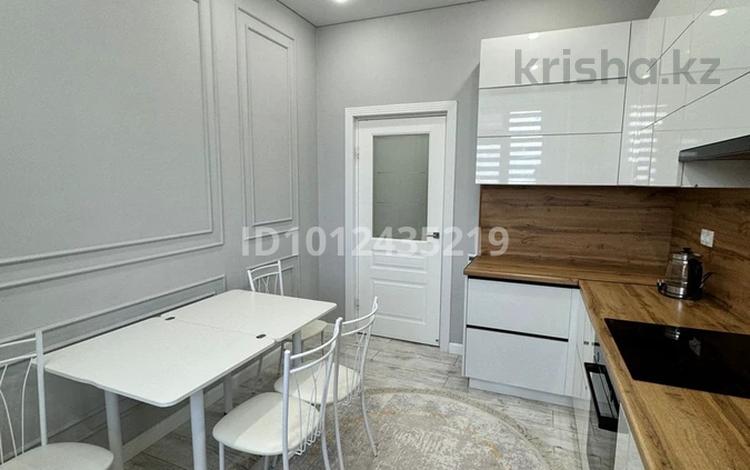 2-бөлмелі пәтер · 70 м² · 8/11 қабат, 28-й мкр 47 участок, бағасы: 25.5 млн ₸ в Актау — фото 2