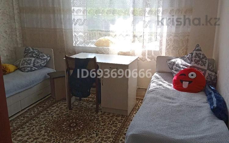 3-комнатная квартира · 62 м² · 2/4 этаж, Шсшк 3 — Дом находится в селе Шамалган рядом гимназия, техникум, рынок , всё в за 25 млн ₸ — фото 2