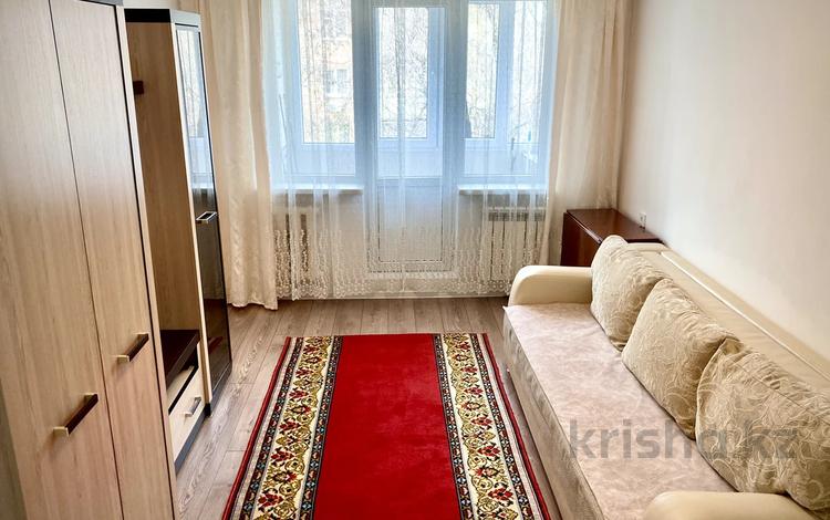 2-комнатная квартира, 45.5 м², 3/4 этаж, мкр №1 6 за 26 млн 〒 в Алматы, Ауэзовский р-н — фото 2