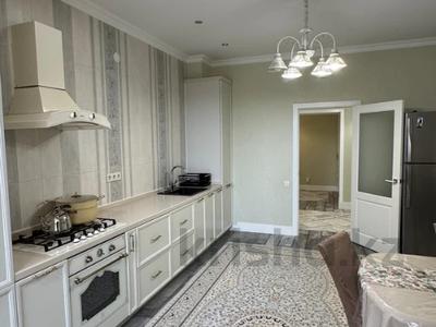 4-бөлмелі пәтер · 138 м² · 2/10 қабат, Газизы Жубановой, бағасы: 58.9 млн ₸ в Актобе