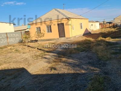 Отдельный дом · 2 комнаты · 120 м² · 10 сот., мкр Жумыскер, Ынтымак 26 — Возле ресторана Руслан за 25 млн 〒 в Атырау