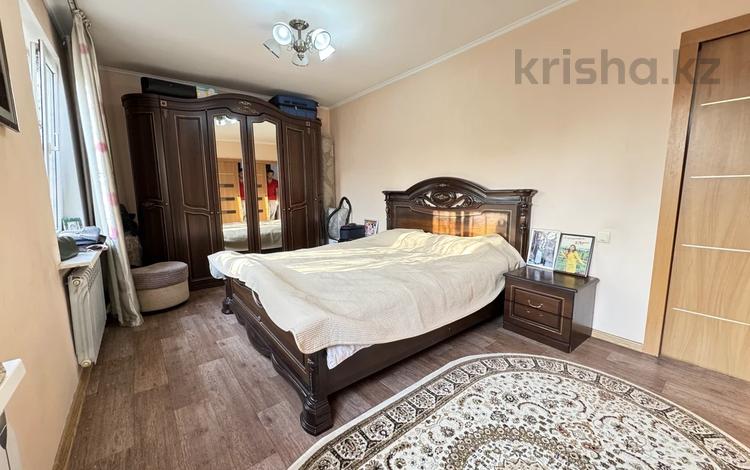 3-бөлмелі пәтер · 56 м² · 2/4 қабат, мкр №10 А 12 — Срочно Торг, бағасы: 35 млн ₸ в Алматы, Ауэзовский р-н — фото 19