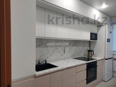 2-комнатная квартира, 63 м², 7/9 этаж помесячно, Ладожская — Микрорайон Достык за 170 000 〒 в Павлодаре