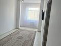 2-комнатная квартира · 60.2 м² · 4/10 этаж, 19-й мкр 40/1 за 140 000 ₸ в Актау — фото 2