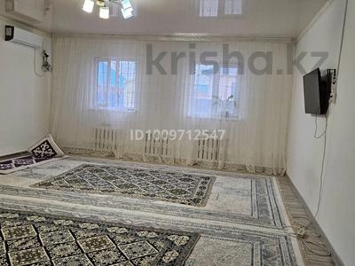 Отдельный дом · 2 комнаты · 116 м² · 8 сот., мкр Жулдыз-3, 5 27 — Возле садика за 18 млн ₸ в Атырау