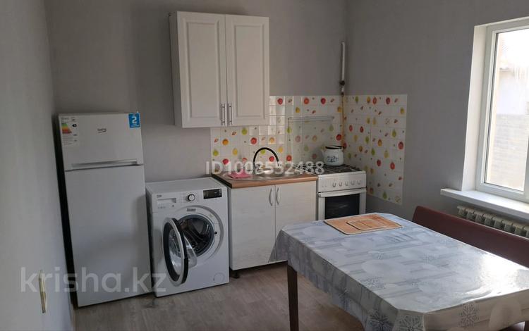 Отдельный дом · 2 комнаты · 80 м² · 24 сот., 193 542 за 150 000 ₸ в Кульсары — фото 2