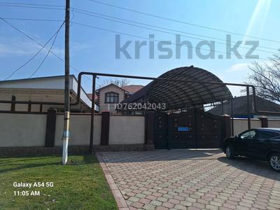 Жеке үй · 7 бөлме · 250 м² · 27 сот., Маншук Маметова 148 — Старый замок, бағасы: 125 млн 〒 в Мерке