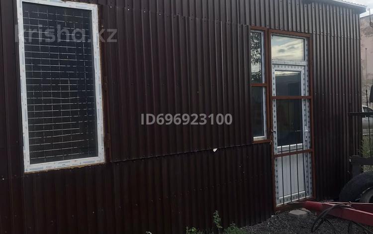 Свободное назначение · 15.6 м² за 950 000 ₸ в Караганде, Казыбек би р-н — фото 2