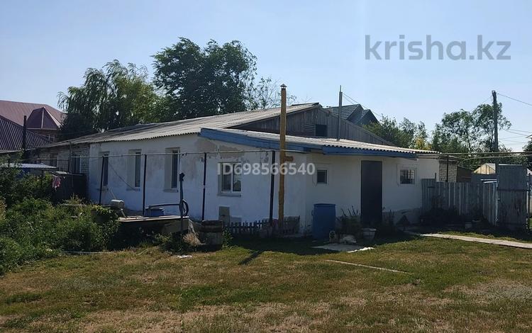 Часть дома · 2 комнаты · 53 м² · 10 сот., мкр. Зачаганск пгт, Арыстаналиева 41/2 за 15.5 млн ₸ в Уральске — фото 2
