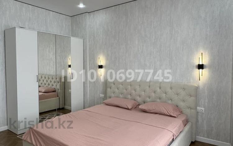 2-комнатная квартира · 75 м² · 6/12 этаж, Кабанбай батыра 64 — Рыскулова за 18 000 ₸ в Астане, Есильский р-н — фото 2
