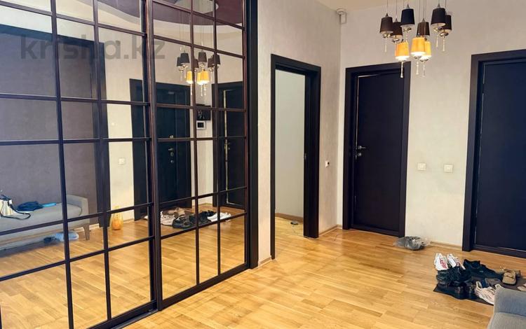 4-бөлмелі пәтер · 174.8 м² · 18/19 қабат, Кенесары 4 — Шикарная квартира, бағасы: ~ 75 млн ₸ в Астане, Сарыарка р-н — фото 11