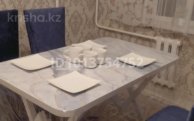 2-комнатная квартира · 110 м² · 2/5 этаж, 1мкрн 46 — Самал ,Жарылкапова 46 за 2 000 ₸ в Туркестане — фото 2