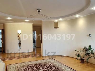 4-комнатная квартира · 114.7 м² · 7/10 этаж, мкр 5 — Дом возле остановки за 36 млн ₸ в Актобе