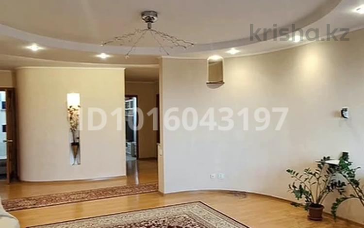4-комнатная квартира · 114.7 м² · 7/10 этаж, мкр 5 — Дом возле остановки за 36 млн ₸ в Актобе — фото 5
