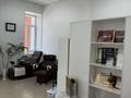 Офисы, салоны красоты, кабинеты и рабочие места, студии · 12 м² за 74 400 ₸ в Усть-Каменогорске — фото 3