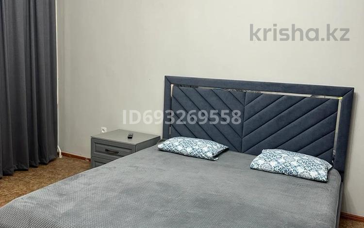 1-бөлмелі пәтер · 49 м² · 6/9 қабат, Мкр.каратал 40, бағасы: 15 000 〒 в Талдыкоргане, Каратал — фото 2