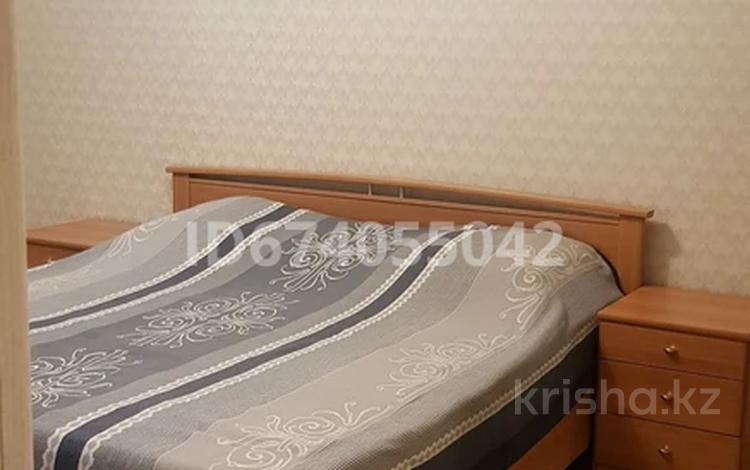 1-комнатная квартира, 45 м², 4/14 этаж посуточно, Момышулы 2/7 за 10 000 〒 в Астане, Алматы р-н — фото 2