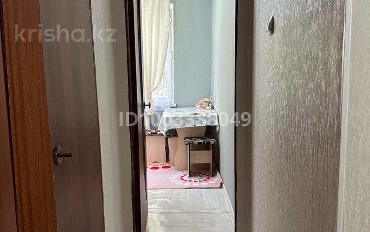1-комнатная квартира · 33 м² · 5/5 этаж, 4микрорайон 10 за 9.5 млн 〒 в Таразе — фото 2
