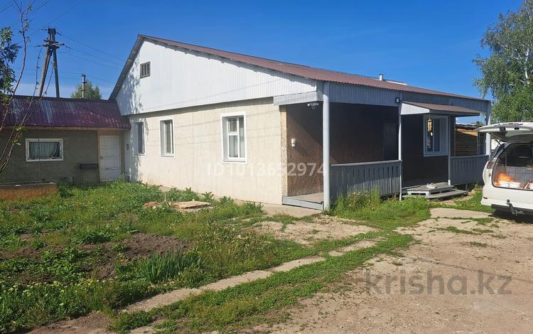 Отдельный дом · 6 комнат · 1220 м² · 24 сот., Абеулова 41 за 9 млн ₸ в Новой Шульбе — фото 2