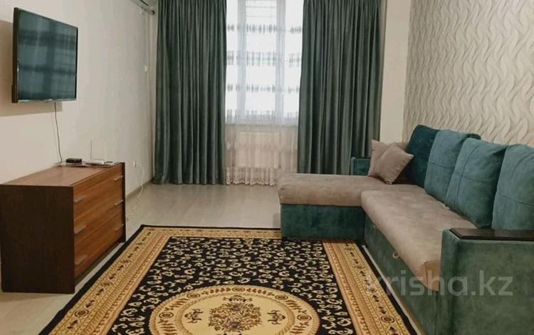 3-бөлмелі пәтер · 103 м² · 7/9 қабат, Мкр. Нурсат, бағасы: 250 000 ₸ в Шымкенте, Каратауский р-н — фото 2