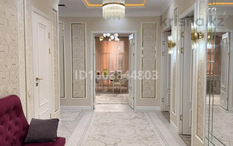 4-бөлмелі пәтер · 160 м² · 10/10 қабат, 18 5 — Возле супермаркет Дана, с/ш 18, бағасы: 67 млн ₸ в Актау, 18-й мкр  — фото 2