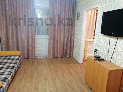 3-комнатная квартира, 50 м², 1/5 этаж помесячно, Жумабаева за 160 000 〒 в Петропавловске