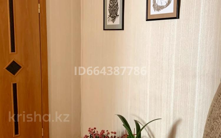5-комнатная квартира, 120 м², 1/2 этаж, проспект Сатпаева за 39.5 млн 〒 в Усть-Каменогорске — фото 10