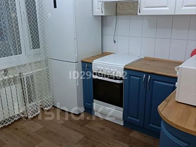 1-бөлмелі пәтер, 34 м², 9/9 қабат тәулік бойы, Назарбаева 38, бағасы: 10 000 〒 в Павлодаре