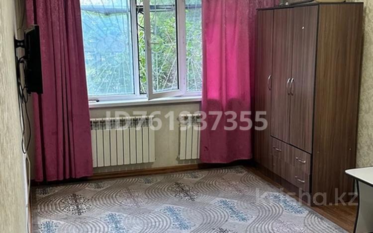 2-бөлмелі пәтер · 45 м² · 1/5 қабат, Айбергенова 1, бағасы: 18 млн ₸ в Шымкенте, Аль-Фарабийский р-н — фото 2