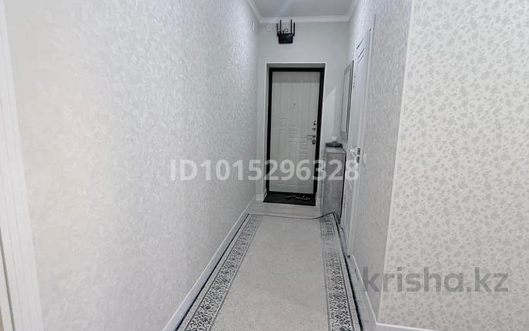 2-бөлмелі пәтер · 56.4 м² · 3/5 қабат, 20а ш/а. 17, бағасы: 18.5 млн ₸ в Актау, 20а мкр — фото 2