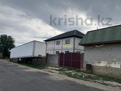 Отдельный дом · 7 комнат · 168 м² · 8 сот., Аксункар 5 — Шыгым за 38 млн ₸ в Нургиса Тлендиеве