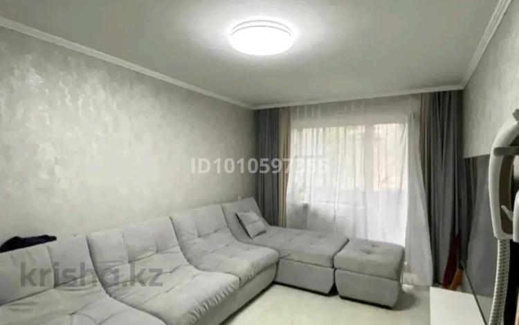 3-бөлмелі пәтер · 62 м² · 1/5 қабат, мкр Юго-Восток, мкр Юго-Восток, 28й микрорайон 24 — Муканова, бағасы: 25 млн ₸ в Караганде, Казыбек би р-н — фото 7