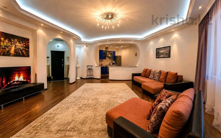 2-комнатная квартира · 100 м² · 23/30 этаж, Аль-Фараби 7 за 700 000 ₸ в Алматы, Бостандыкский р-н — фото 2