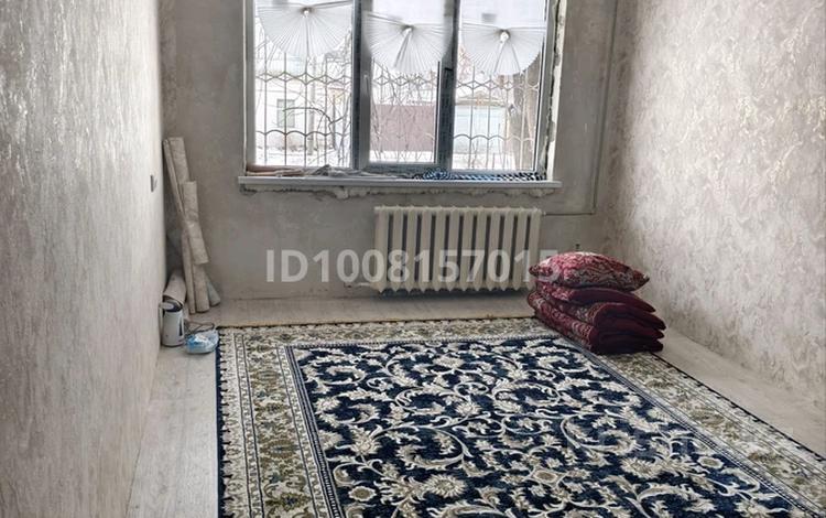 2-бөлмелі пәтер · 44 м² · 1/5 қабат, мкр Айгуль — Находится возле остановки, бағасы: 18 млн ₸ в Уральске — фото 2