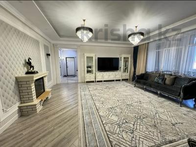 3-бөлмелі пәтер · 150 м² · 7/7 қабат, мкр жана Гарышкер 5/5а, бағасы: 82 млн ₸ в Талдыкоргане, мкр Жана Гарышкер