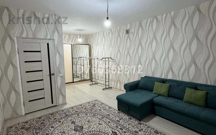 1-комнатная квартира · 50 м² · 5/7 этаж, Сзади Обл. Акимата — Turan Mall артында за 100 000 ₸ в Туркестане — фото 2