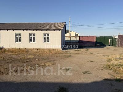 Промбаза · 30 соток, Исатая 1а — Напротив центр крови за 300 000 ₸ в Таразе