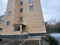 7-комнатная квартира · 391 м² · 3/5 этаж, мкр Михайловка , Аманжолова зо — Напротив супермаркета "Южный" за 200 млн ₸ в Караганде, Казыбек би р-н