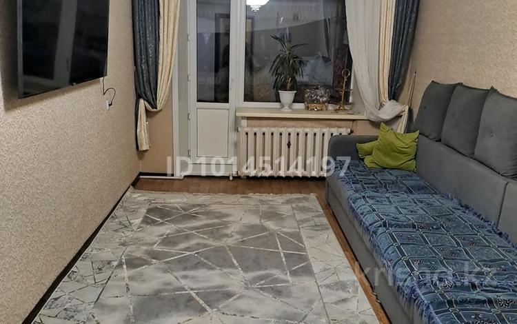 3-комнатная квартира · 66 м² · 5/5 этаж, Майкудук, Майкудук, 18й микрорайон — остновки 18микрорайон за 20 млн ₸ в Караганде, Алихана Бокейханова р-н — фото 2