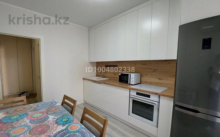 2-комнатная квартира · 60 м² · 4/9 этаж, Аскарова Асанбая 21 за 350 000 〒 в Алматы, Наурызбайский р-н — фото 2