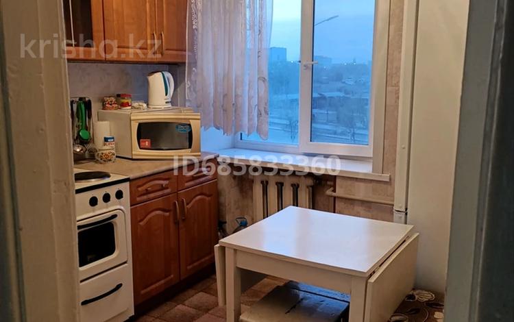 2-комнатная квартира · 44.2 м² · 4/5 этаж, Абая — Напротив парка за 15 000 〒 в Балхаше — фото 2