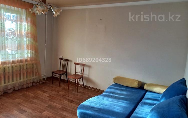 1-комнатная квартира · 41.5 м² · 5/10 этаж, мкр Юго-Восток, Мкр Гульдер 2 — Магнум, 3 поликлиники, 101 школы, Норма за 165 000 ₸ в Караганде, Казыбек би р-н — фото 2