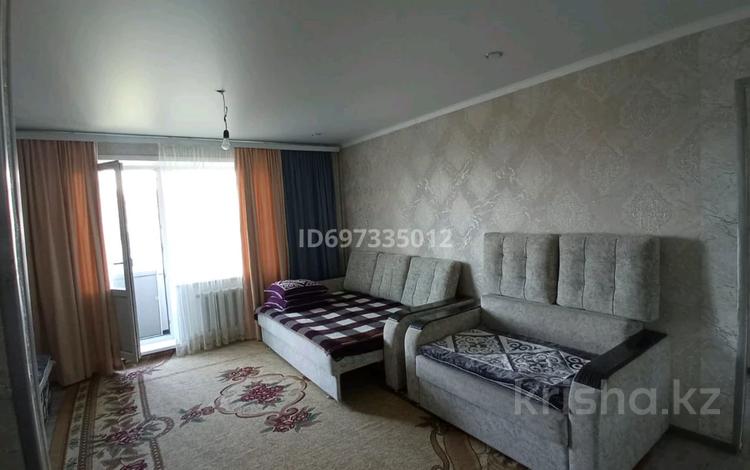 1-комнатная квартира · 56 м² · 6/9 этаж, Победы 18 — 1000 мелочей остановка за 8 000 ₸ в Семее — фото 2